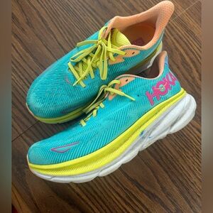 Hoka Men's Shoes in Teal and Yellow